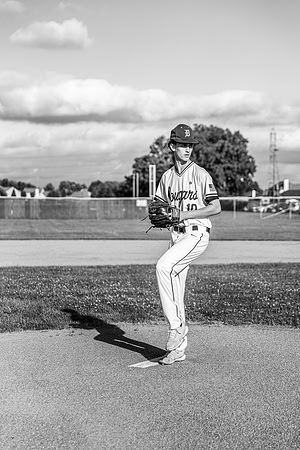 Senior24-10