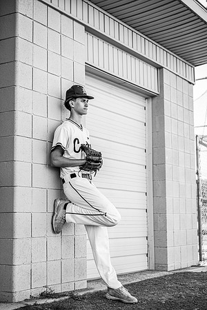Senior24-26
