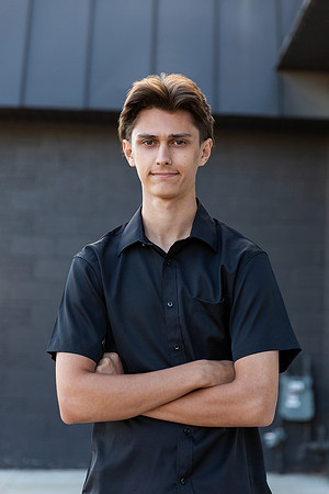 Senior24-77