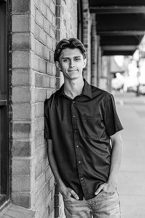 Senior24-82