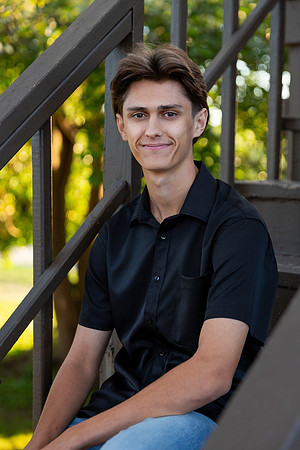 Senior24-83