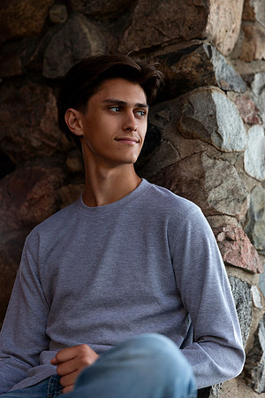 Senior24-99