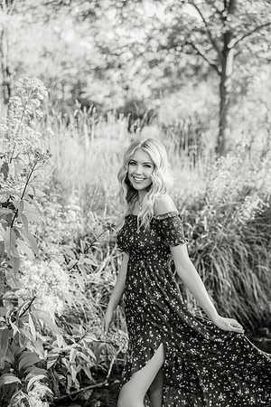 leah C senior_-2