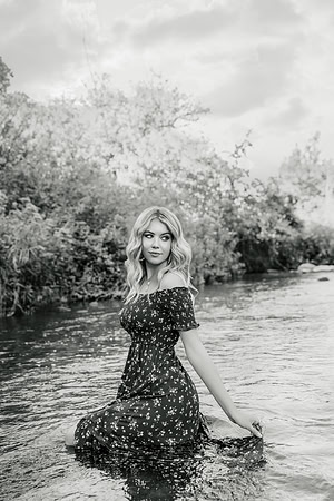 leah C senior_-6