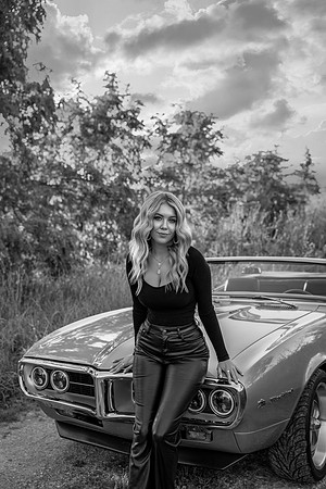 leah C senior_-18